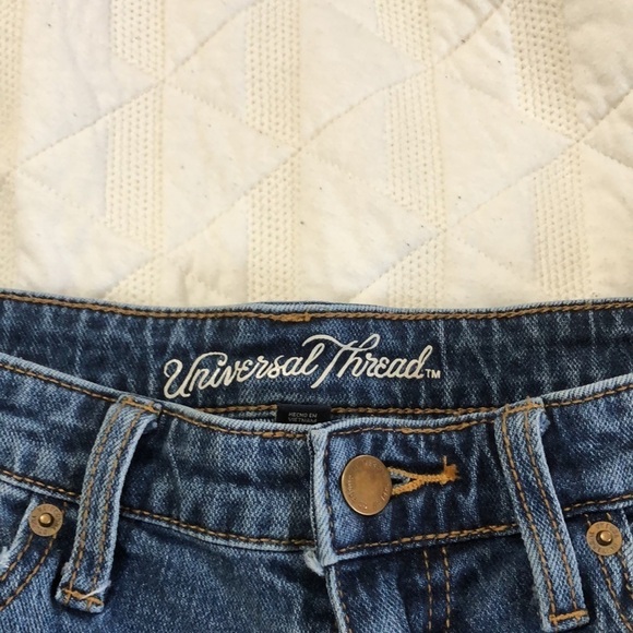 Universal Thread High Waisted Denim Shorts Distressed Cutoff Size 6 - Picture 5 of 5